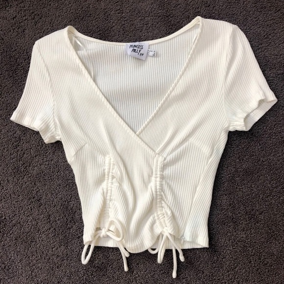 princess polly crop top - Picture 2 of 3